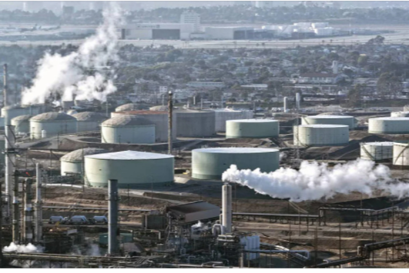 Oil Prices Slide as US–Iran Diplomacy Signals Ease Market Fears