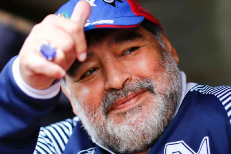 Maradona's Medical Team on Trial for Alleged Negligence in His Death