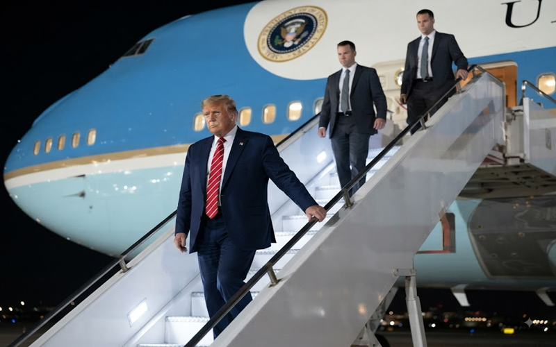 president trump-plane